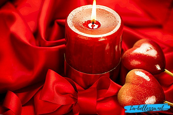 A conspiracy to love a red candle