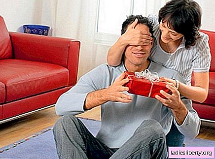 Men called the worst gifts on February 23