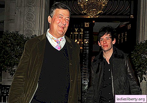 Actor Stephen Fry marries young lover
