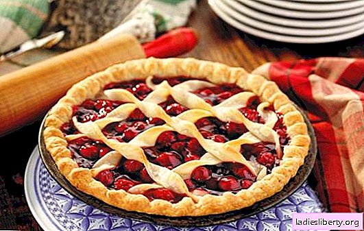Summer spoils us with many pies with strawberries (recipes with photos). Options for different pies with strawberries: yeast, aspic, sand