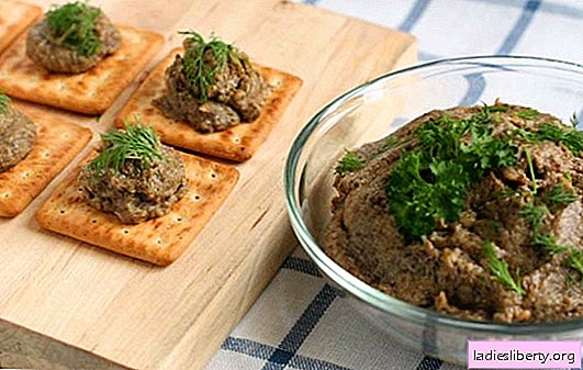 Mushroom caviar made of mushrooms with vegetables, pepper and spices. Prepare mushroom caviar from saffron milk in a pan, pan and slow cooker