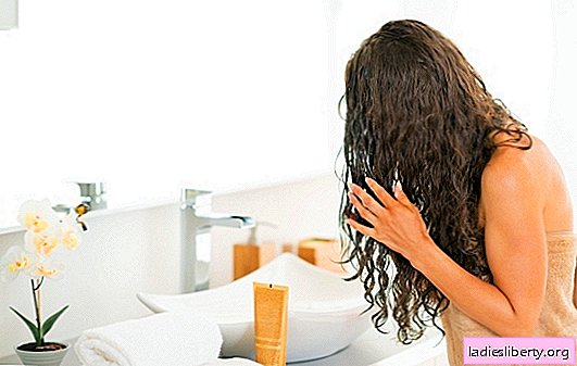 Cara memilih shampo ketombe. Produk anti ketombe terbaik dikombinasikan dengan perawatan rambut setiap hari