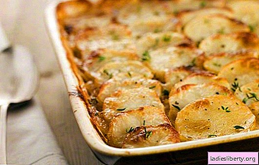 Fırında mayonezli patatesler - çok kullanışlı değil, aynı zamanda inanılmaz derecede basit ve lezzetli. Fırında mayonezli en iyi patates tarifleri
