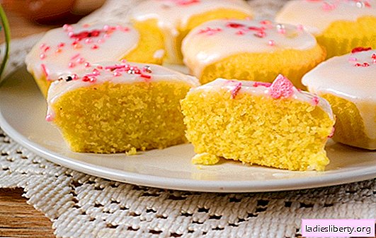Muffins à la semoule de maïs: un dessert élégant et ensoleillé! Recette pas à pas de l'auteur pour des muffins au maïs rapides (avec photo)