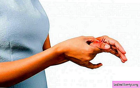 Gonflement d'un doigt sur une main sans raison apparente: facteurs possibles. Comment traiter l'enflure et fournir les premiers soins à la maison?