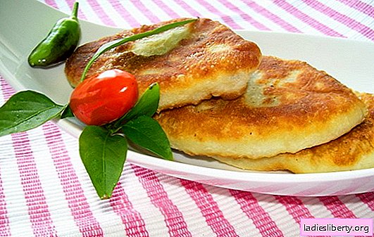 Bánh nướng với khoai tây trong chảo - ai sẽ từ chối? Pan và bánh ngọt toppings cho khoai tây chiên trong chảo