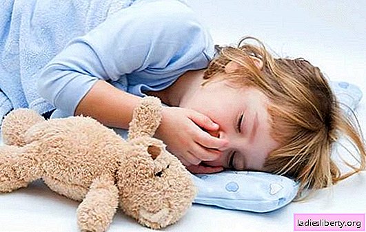 Food poisoning in a child: treatment at home. First aid at home for a child with poisoning