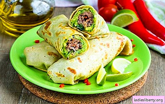 Lavash roll with minced meat, baked in the oven - a hearty dish. Bake in the oven roll from pita bread with minced meat, vegetables, cheese