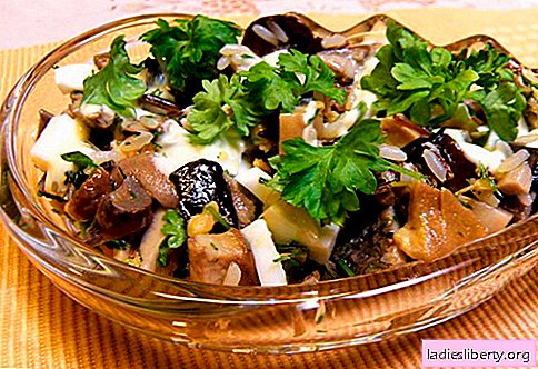 Salater med syltede svampe - de fem bedste opskrifter. Sådan tilberedes salater med marinerede svampe korrekt og velsmagende.