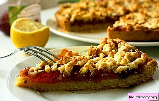 Strouhaný jablečný koláč je jednoduchý kulinářský zázrak. Nejlepší recepty na strouhaný koláč s jablky a ořechy, banány, mandlemi