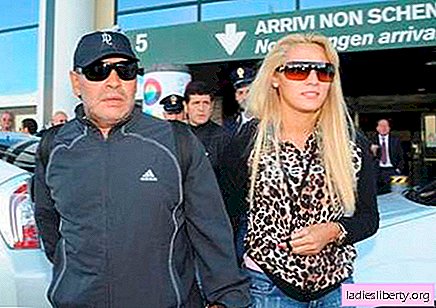 O amado Diego Maradona roubou-o regularmente